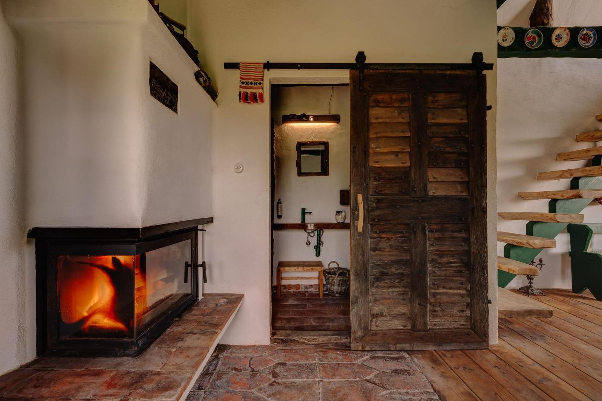 Echoes Of Vladicu Chalet