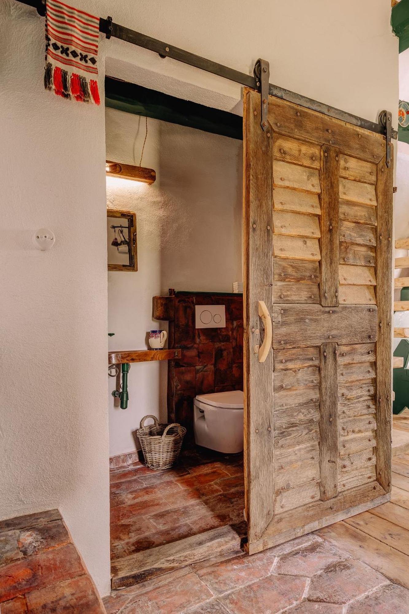 Chalet Echoes Of Vladicu
