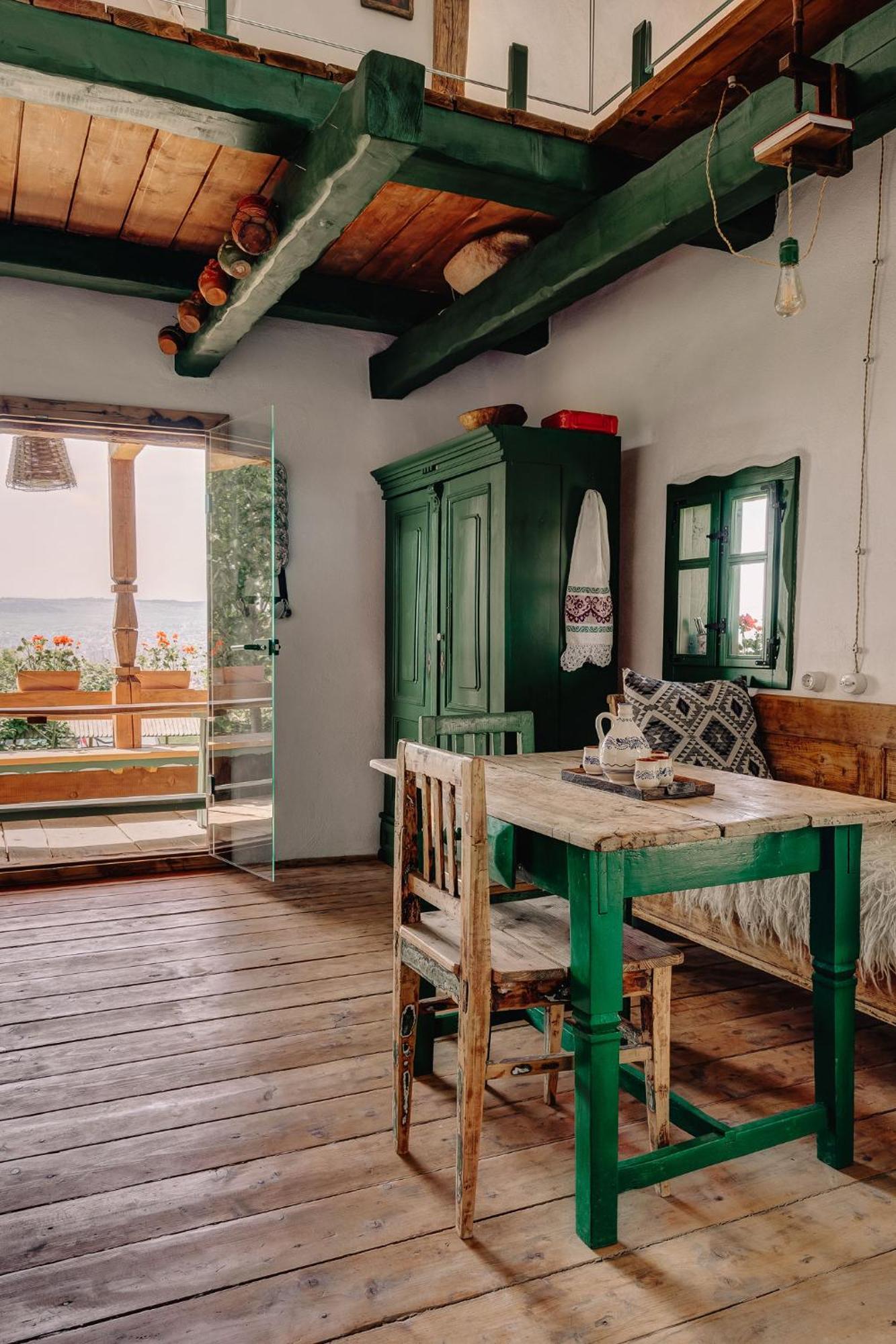 Chalet Echoes Of Vladicu Cluj-Napoca